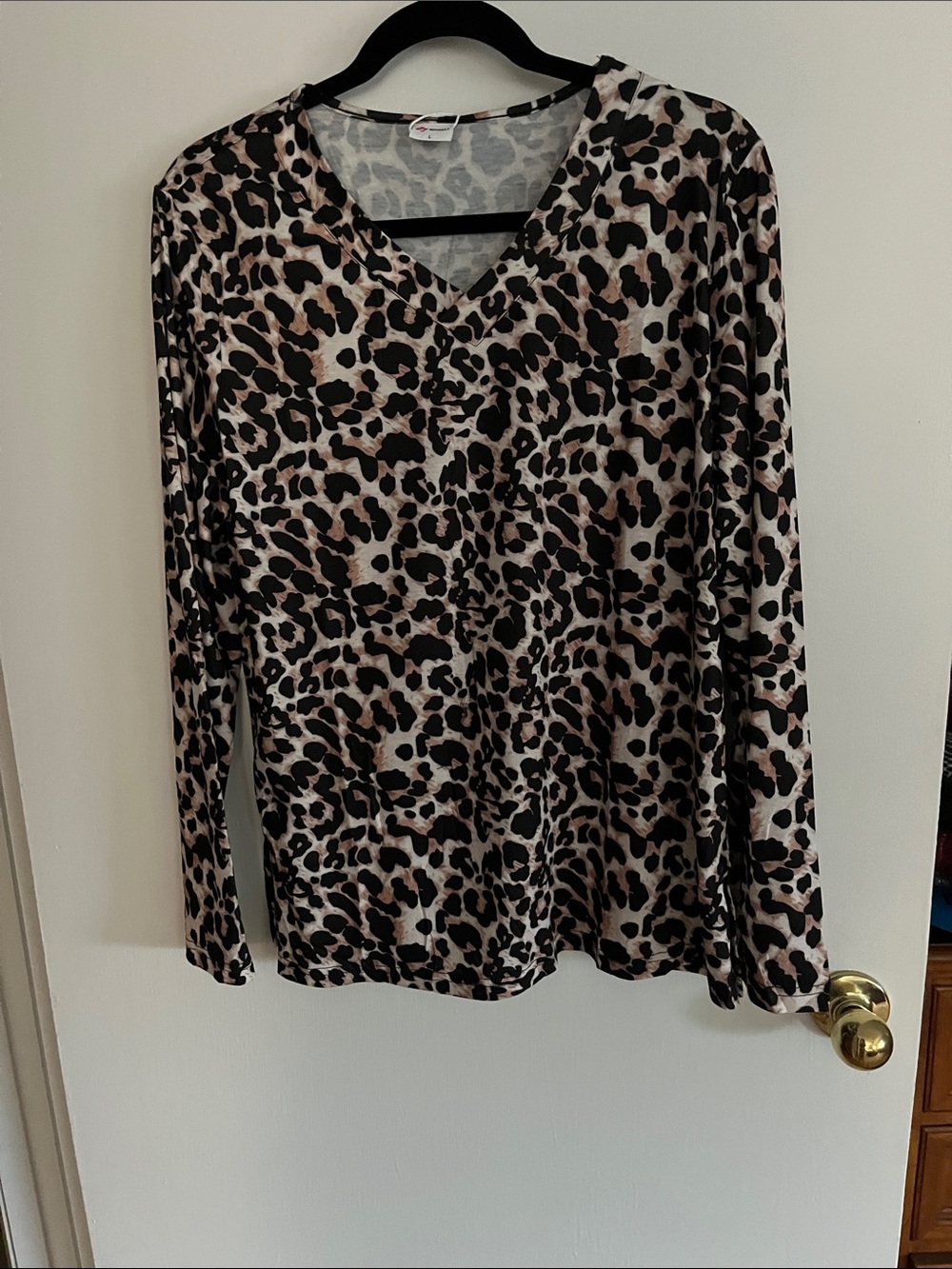 Women’s Leopard Print V-Neck Long Sleeve Blouse - Brown/Black